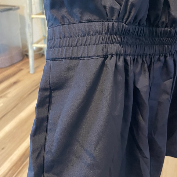 J. Crew Navy V-Neck Lightweight Blouse - Picture 4 of 4